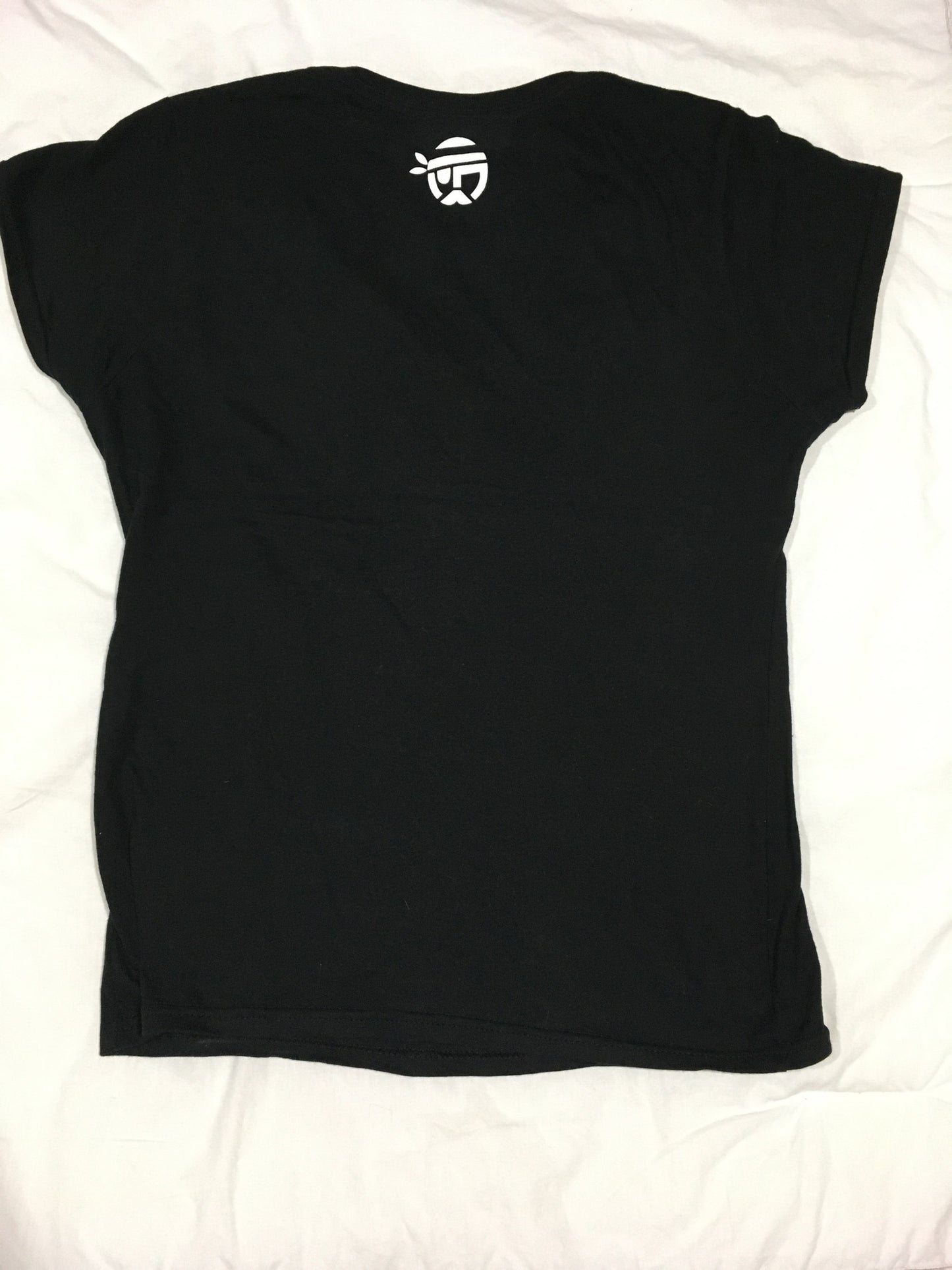 Connect V-Neck T-Shirt - Black/White