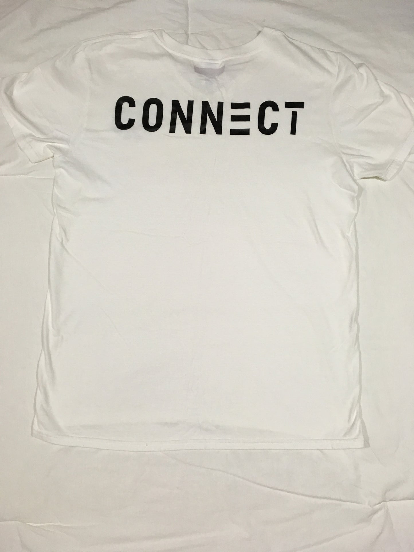 Connect V-Neck T-Shirt - White/Black